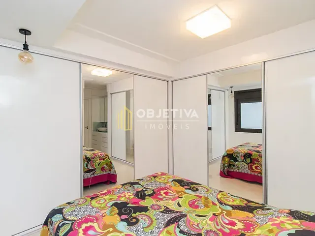 Apartamento 2 quartos e 7 banheiros, à venda, no bairro Mont Serrat em Porto Alegre