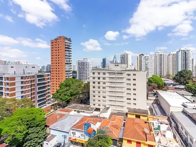 Apartamento 2 quartos e 1 banheiro, à venda, no bairro Moema em São Paulo