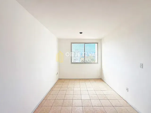 Apartamento 2 quartos e 1 banheiro, à venda, no bairro Cristal em Porto Alegre
