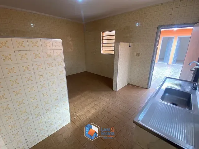 Casa 5 quartos e 2 banheiros, à venda, no bairro Vila Babilônia em São Paulo