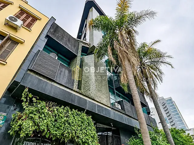Sala à venda, no bairro Rio Branco em Porto Alegre