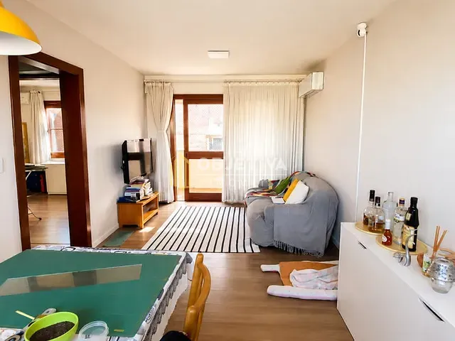 Apartamento 2 quartos e 1 banheiro, à venda, no bairro Petrópolis em Porto Alegre