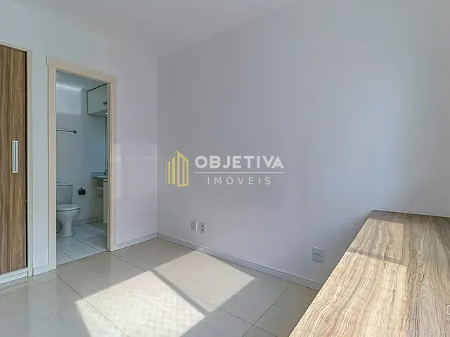 Apartamento 3 quartos e 2 banheiros, à venda, no bairro Vila Ipiranga em Porto Alegre