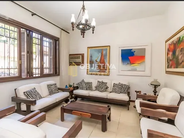 Casa 3 quartos e 3 banheiros, à venda, no bairro Azenha em Porto Alegre