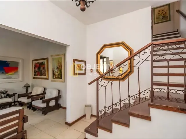 Casa 3 quartos e 3 banheiros, à venda, no bairro Azenha em Porto Alegre
