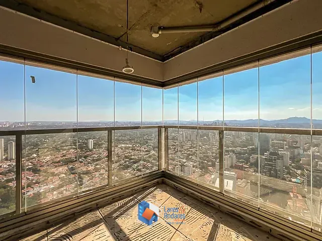 Apartamento 3 quartos e 3 banheiros, à venda, no bairro Vila Madalena em São Paulo