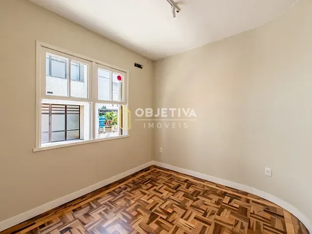 Apartamento 3 quartos e 2 banheiros, à venda, no bairro Bom Fim em Porto Alegre