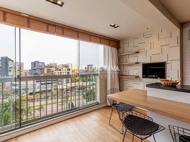 Apartamento 1 quarto e 2 banheiros, à venda, no bairro Três Figueiras em Porto Alegre
