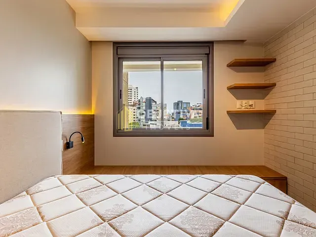Apartamento 1 quarto e 2 banheiros, à venda, no bairro Três Figueiras em Porto Alegre