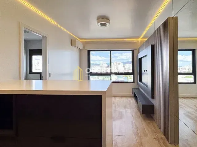 Apartamento 1 quarto e 3 banheiros, à venda, no bairro Santana em Porto Alegre