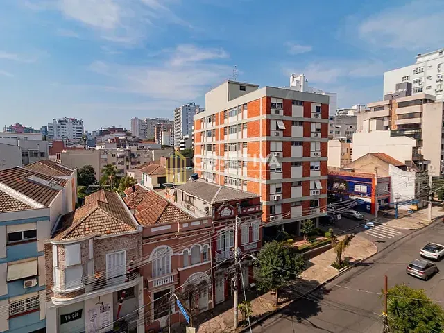 Apartamento 2 quartos e 2 banheiros, à venda, no bairro Independência em Porto Alegre
