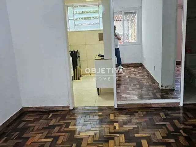 Apartamento 2 quartos e 1 banheiro, à venda, no bairro Humaitá em Porto Alegre