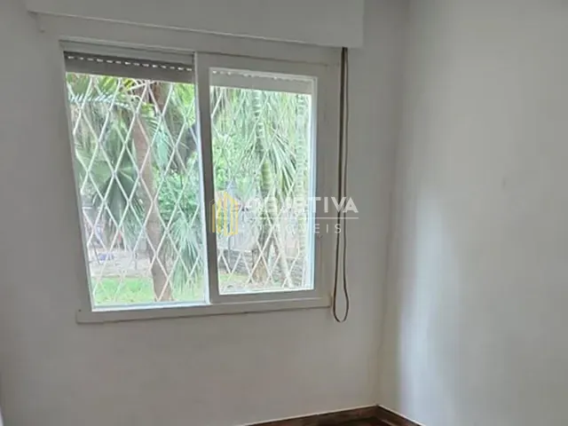 Apartamento 2 quartos e 1 banheiro, à venda, no bairro Humaitá em Porto Alegre