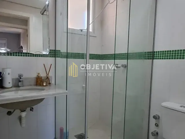 Apartamento 2 quartos e 5 banheiros, à venda, no bairro Jardim Botânico em Porto Alegre