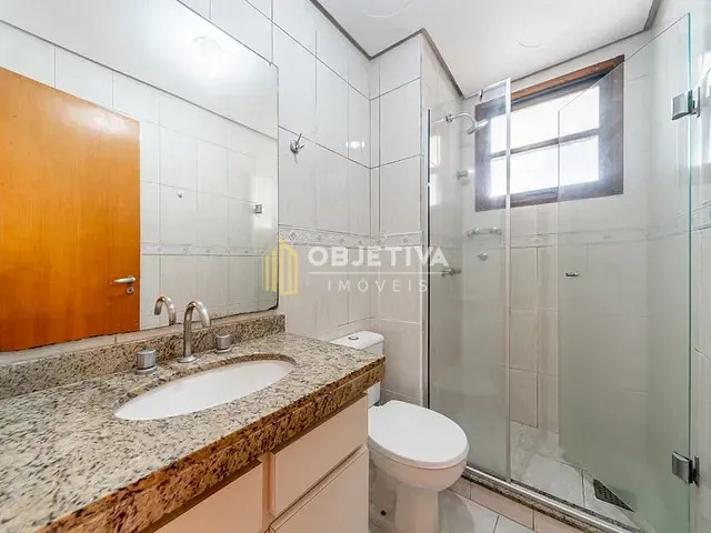 Apartamento 1 quarto e 3 banheiros, à venda, no bairro Petrópolis em Porto Alegre