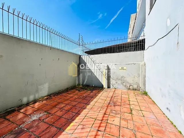Apartamento 2 quartos e 1 banheiro, à venda, no bairro Três Figueiras em Porto Alegre