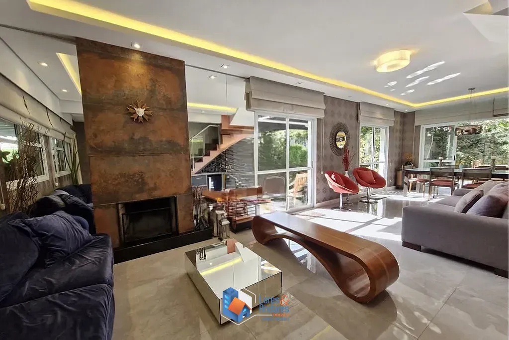 Casa, 4 quartos, 182 m² - Foto 1