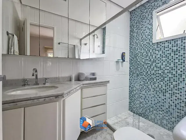 Casa 4 quartos e 5 banheiros, à venda, no bairro Alto da Boa Vista em São Paulo