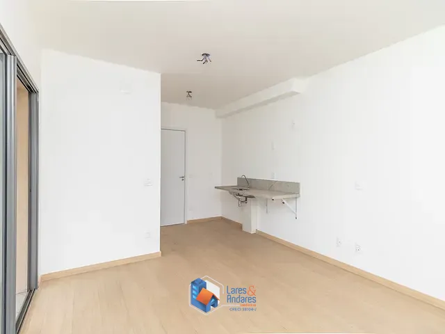 Apartamento 1 quarto e 1 banheiro, à venda, no bairro Pinheiros em São Paulo