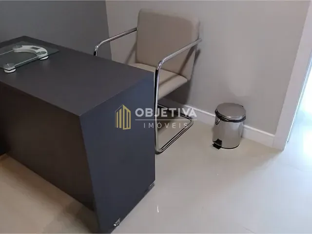 Sala à venda, no bairro Marechal Rondon em Canoas