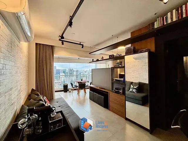 Apartamento 1 quarto e 2 banheiros, à venda, no bairro Pinheiros em São Paulo