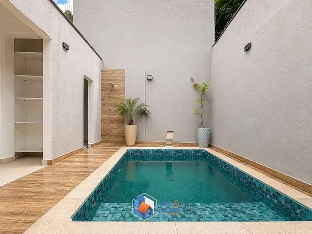 Casa 3 quartos e 4 banheiros, à venda, no bairro Vila Brasílio Machado em São Paulo