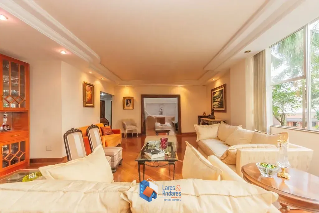 Apartamento, 3 quartos, 277 m² - Foto 1