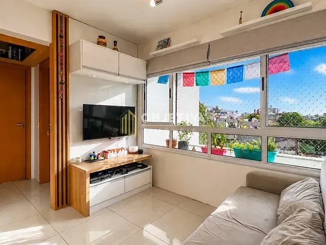 Apartamento 2 quartos e 1 banheiro, à venda, no bairro Tristeza em Porto Alegre