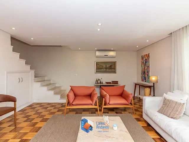 Casa 3 quartos e 4 banheiros, à venda, no bairro Planalto Paulista em São Paulo