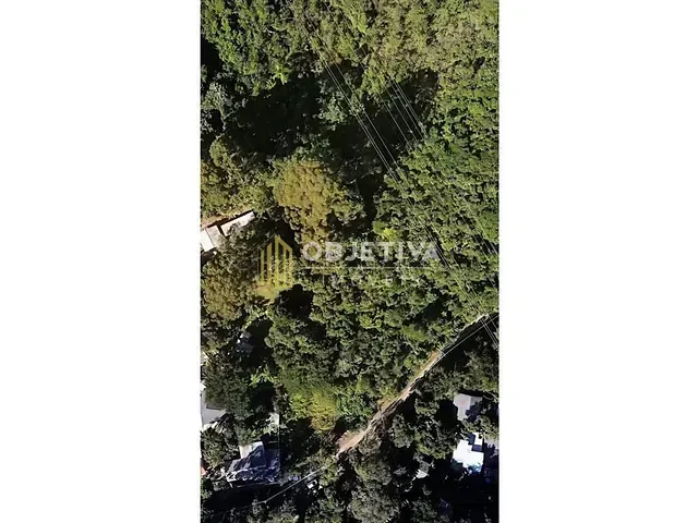 Terreno à venda, no bairro Vila Nova em Porto Alegre