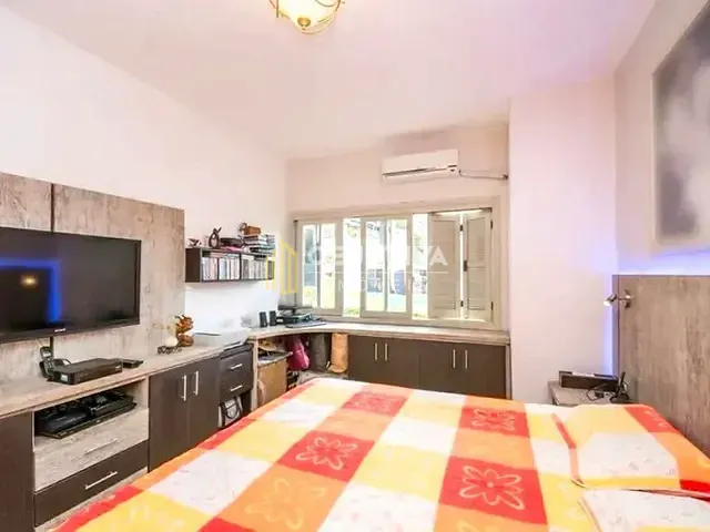 Apartamento 2 quartos e 1 banheiro, à venda, no bairro Higienópolis em Porto Alegre