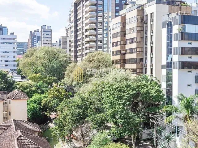 Apartamento 3 quartos e 3 banheiros, à venda, no bairro Mont Serrat em Porto Alegre