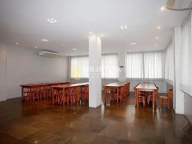 Apartamento 2 quartos e 2 banheiros, à venda, no bairro Petrópolis em Porto Alegre