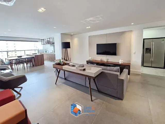 Apartamento 3 quartos e 5 banheiros, à venda, no bairro Jardim das Acácias em São Paulo