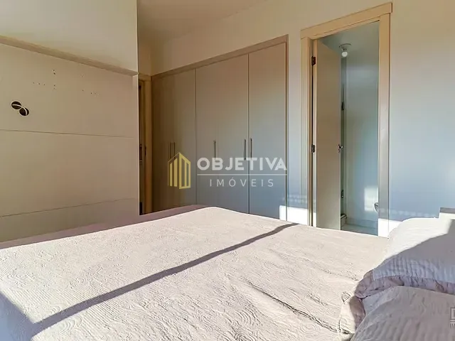Apartamento 3 quartos e 3 banheiros, à venda, no bairro Vila Ipiranga em Porto Alegre