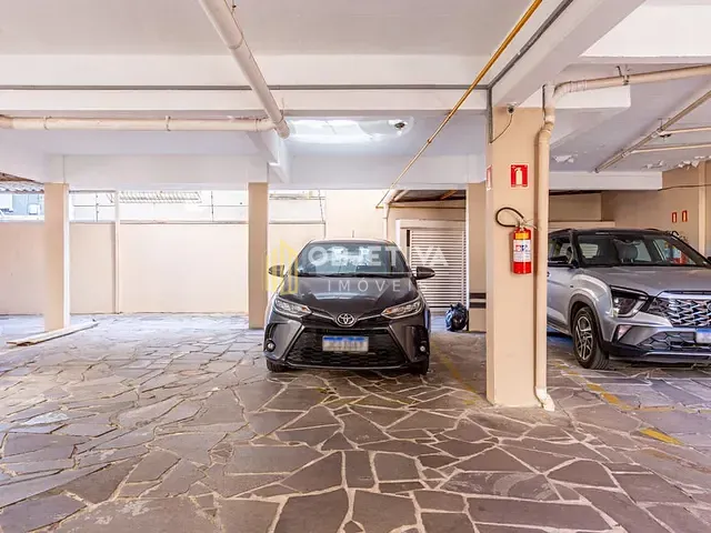 Apartamento 2 quartos e 4 banheiros, à venda, no bairro Petrópolis em Porto Alegre