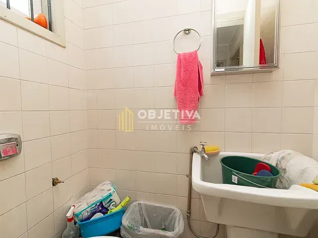 Apartamento 2 quartos e 2 banheiros, à venda, no bairro Santana em Porto Alegre