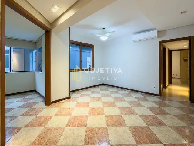 Apartamento 2 quartos e 2 banheiros, à venda, no bairro Menino Deus em Porto Alegre