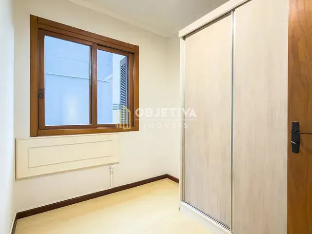 Apartamento 2 quartos e 2 banheiros, à venda, no bairro Menino Deus em Porto Alegre