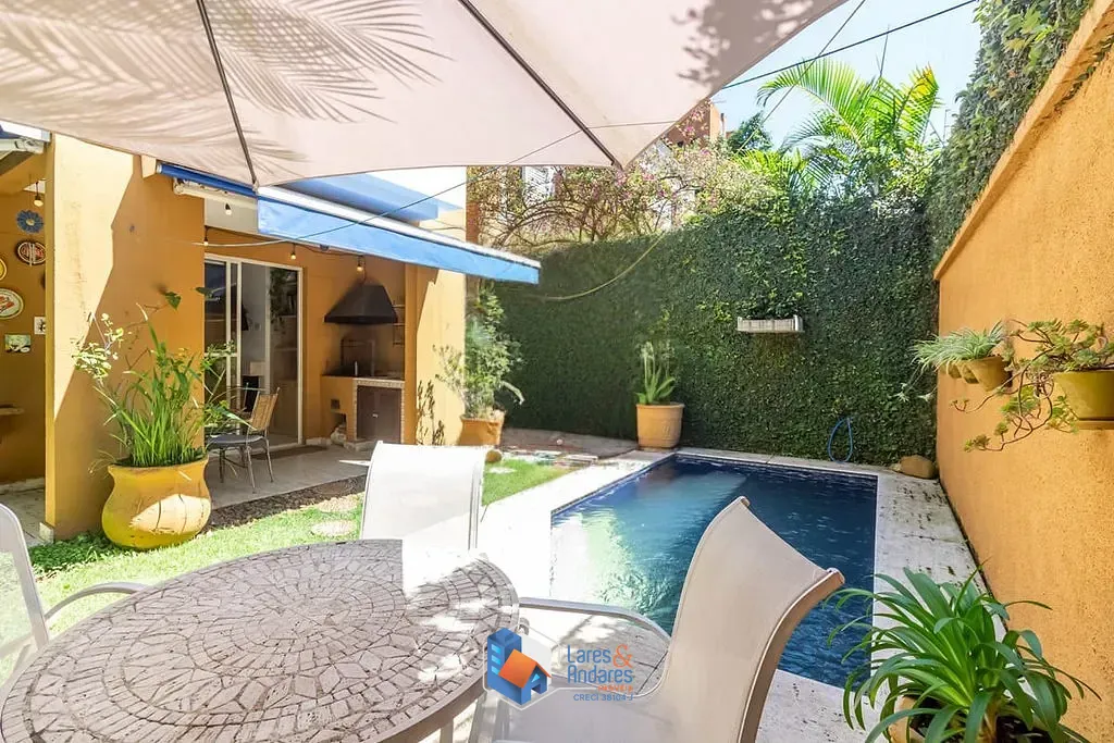 Casa, 3 quartos, 258 m² - Foto 35