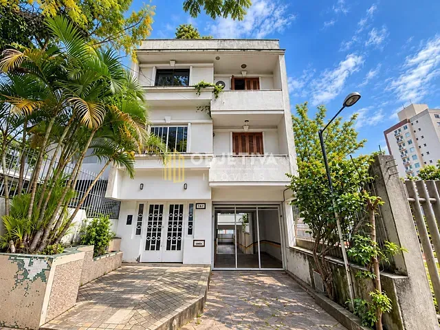 Apartamento 2 quartos e 4 banheiros, à venda, no bairro Petrópolis em Porto Alegre