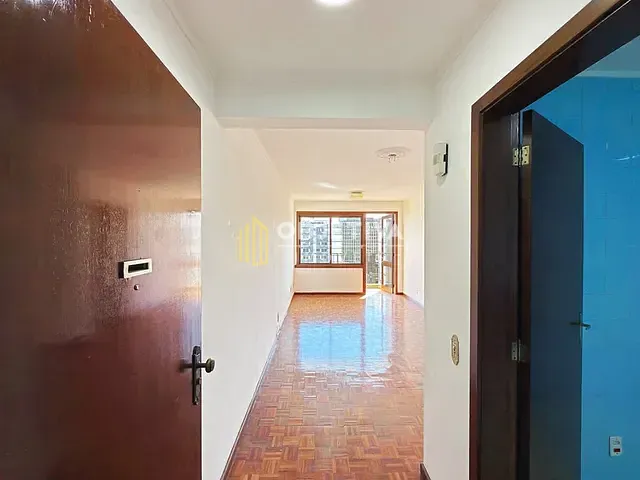 Apartamento 2 quartos e 2 banheiros, à venda, no bairro Independência em Porto Alegre