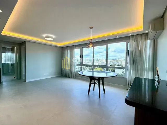 Apartamento 2 quartos e 2 banheiros, à venda, no bairro Petrópolis em Porto Alegre