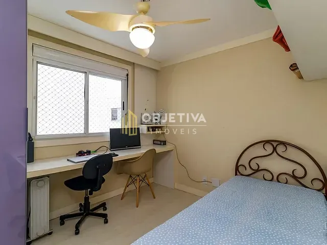 Casa 4 quartos e 3 banheiros, à venda, no bairro Jardim Itu em Porto Alegre