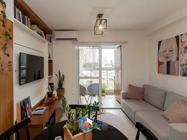 Apartamento 1 quarto e 1 banheiro, à venda, no bairro Jardim das Acácias em São Paulo