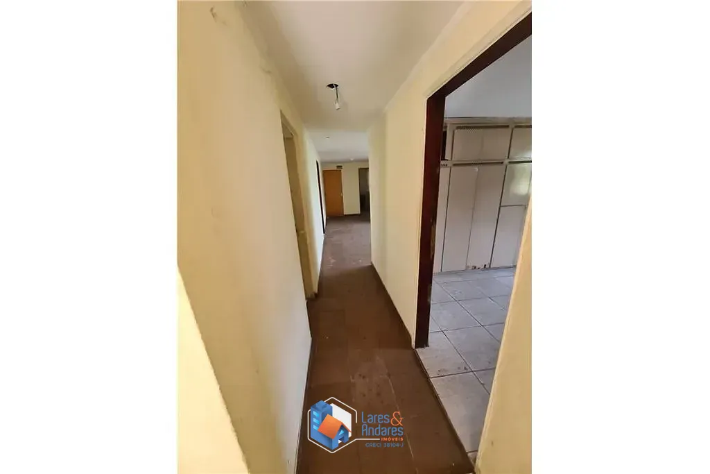 Casa, 6 quartos, 239 m² - Foto 4