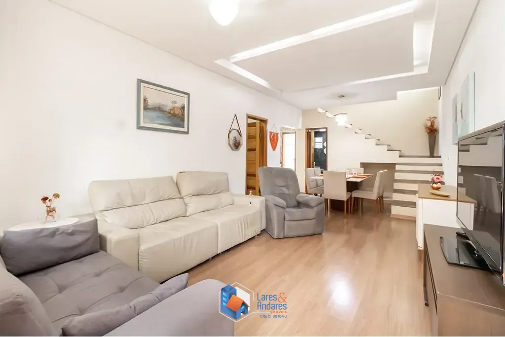 Casa, 5 quartos, 265 m² - Foto 1