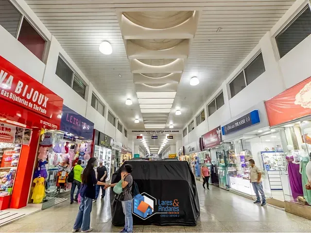 Sala à venda, no bairro Santo Amaro em São Paulo