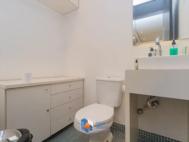 Sala à venda, no bairro Alto da Boa Vista em São Paulo