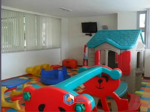 Apartamento 3 quartos e 2 banheiros, à venda, no bairro Vila Sofia em São Paulo